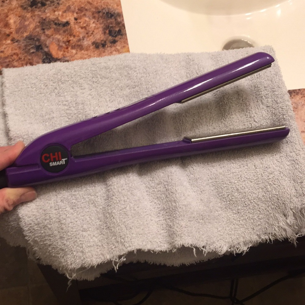 CHI SMART TITANIUM DIGITAL FLAT IRON 1”